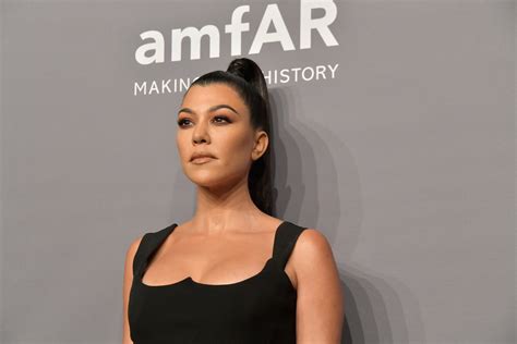 kourtney autosexual|Kourtney Kardashian shares an article about being AUTOSEXUAL